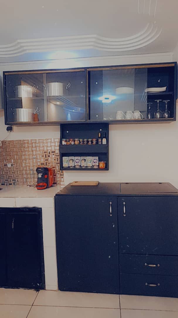 Chambre salon | Meublée à Angré – Image 7
